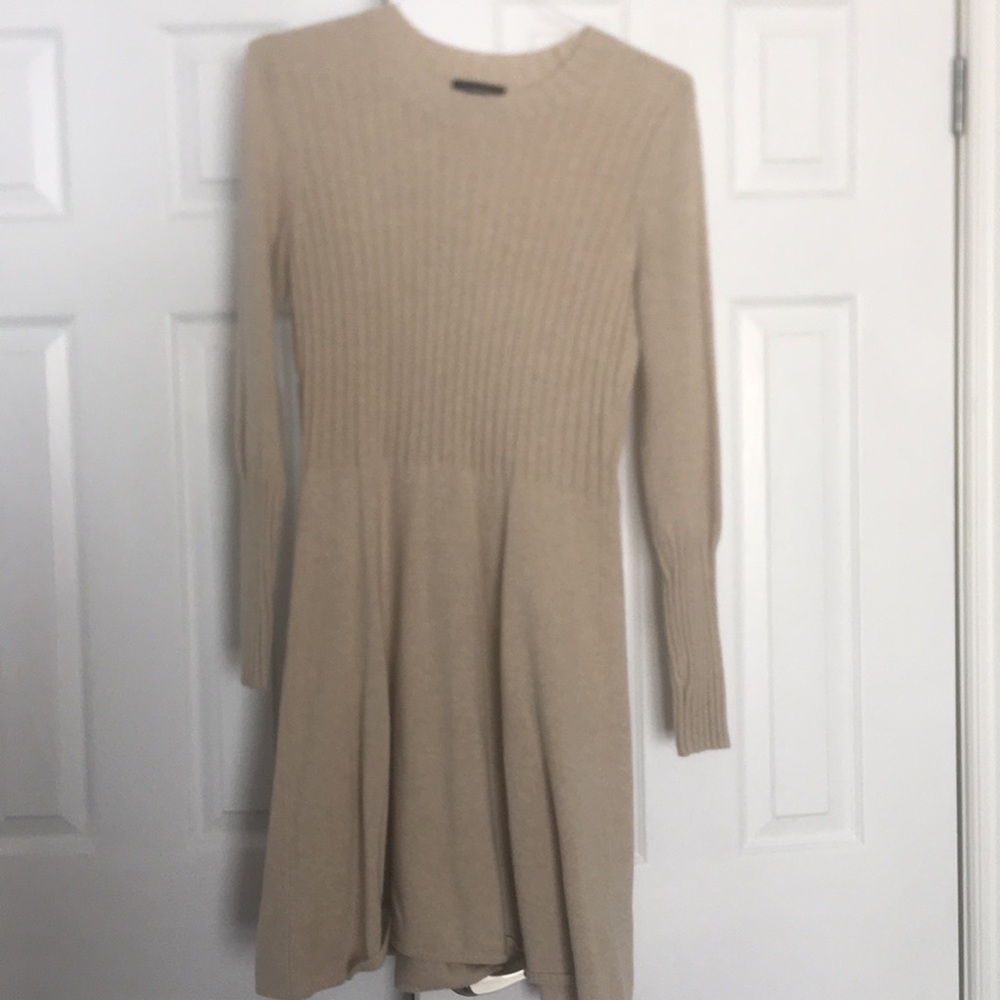 Beautiful club monaco dress